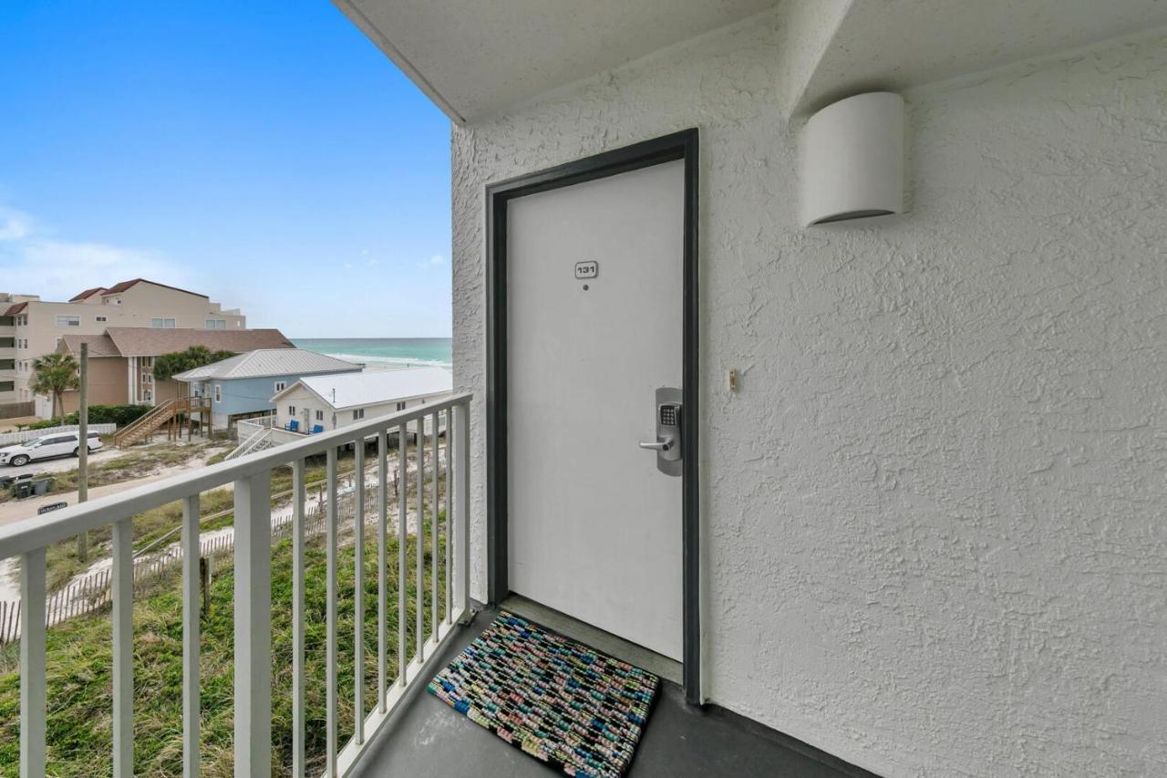 Mainsail 131 - Beachfront 2Br With Free Seasonal Beach Service Дестин Экстерьер фото